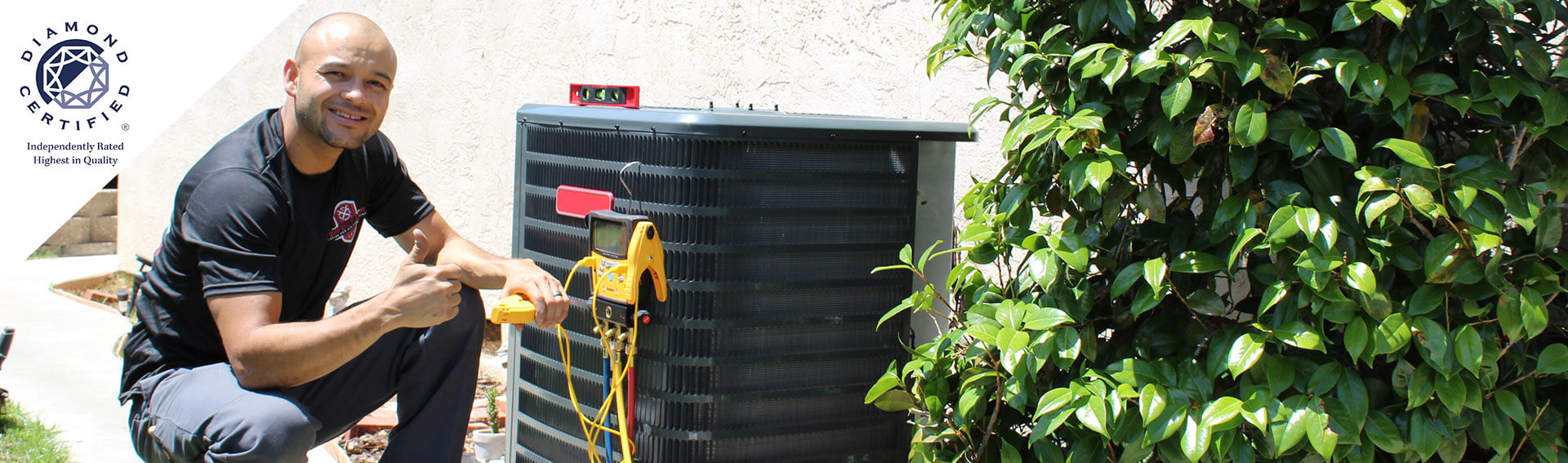 Owner, Chris Donzelli servicing a client’s air conditioning unit in Brentwood, CA Owner, Chris Donzelli servicing a client’s air conditioning unit in Brentwood, CA