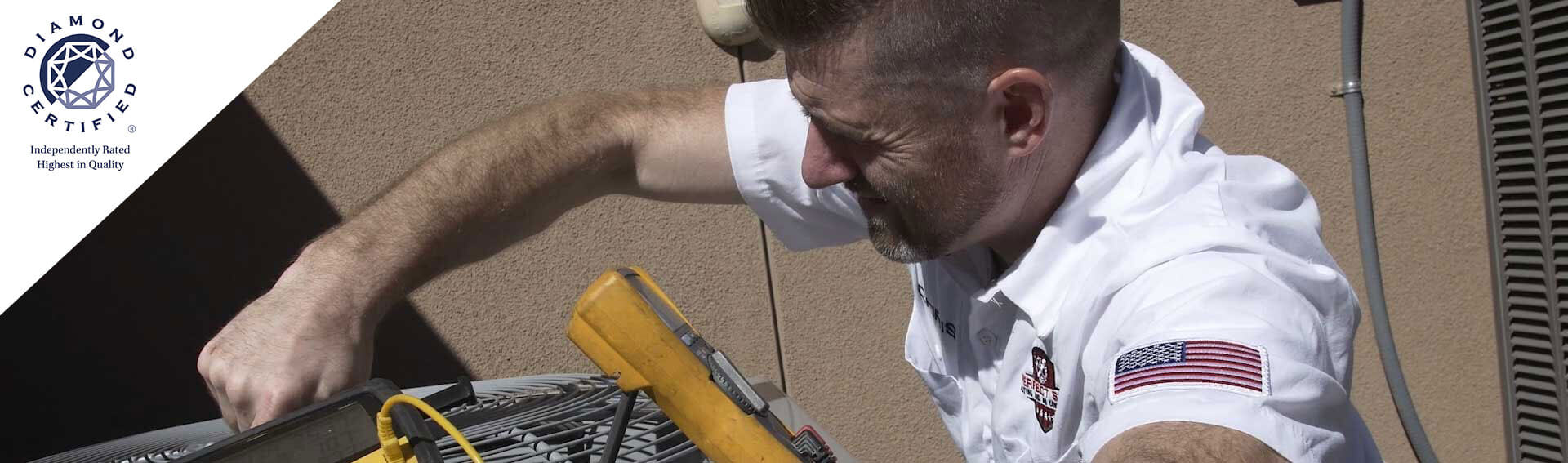 Owner, Chris Donzelli servicing a client’s air conditioning unit in Brentwood, CA Owner, Chris Donzelli servicing a client’s air conditioning unit in Brentwood, CA